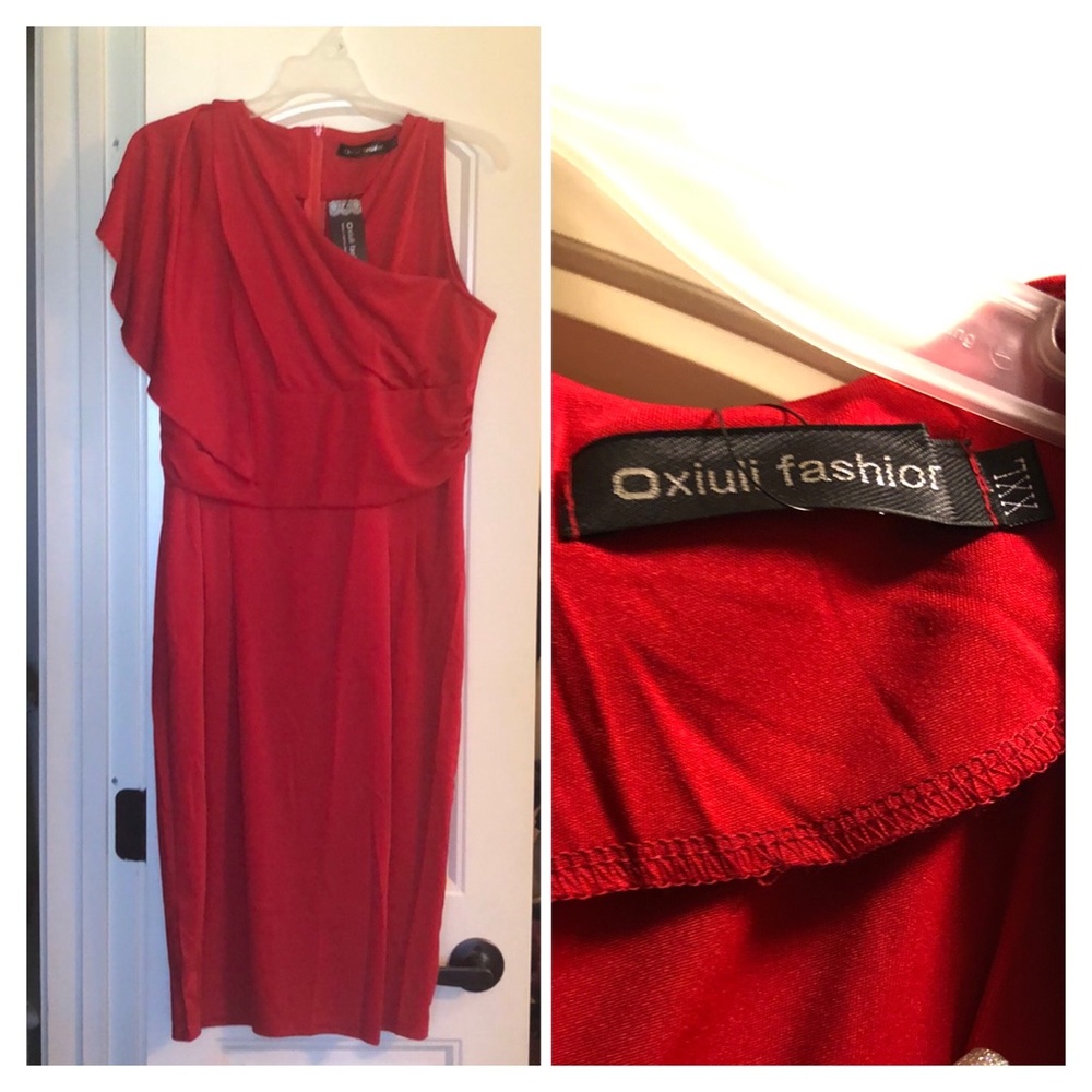 Red Sleeveless Dress